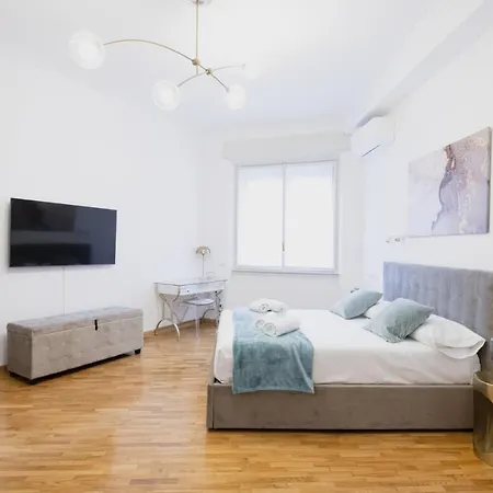 Easylife - Attico Di Lusso A Pochi Passi Dal Duomo * Milan
