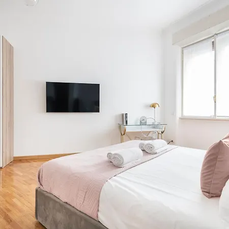 Easylife - Attico Di Lusso A Pochi Passi Dal Duomo Milan