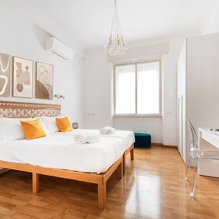 Easylife - Attico Di Lusso A Pochi Passi Dal Duomo Apartment *