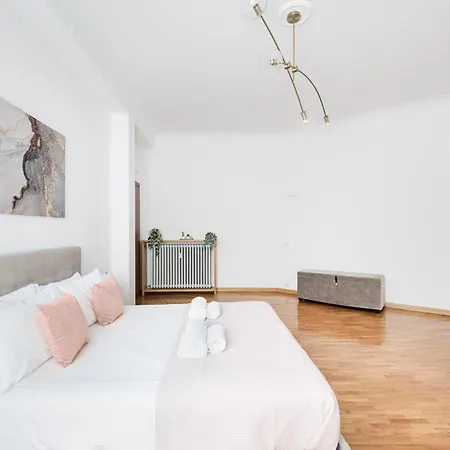 Easylife - Attico Di Lusso A Pochi Passi Dal Duomo Apartment